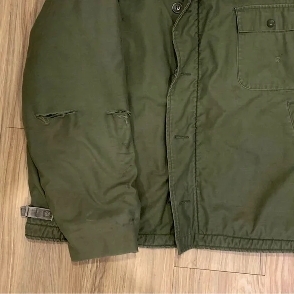 TRUE VINTAGE 1970s US Navy A-2 deck jacket - Picture 7 of 11